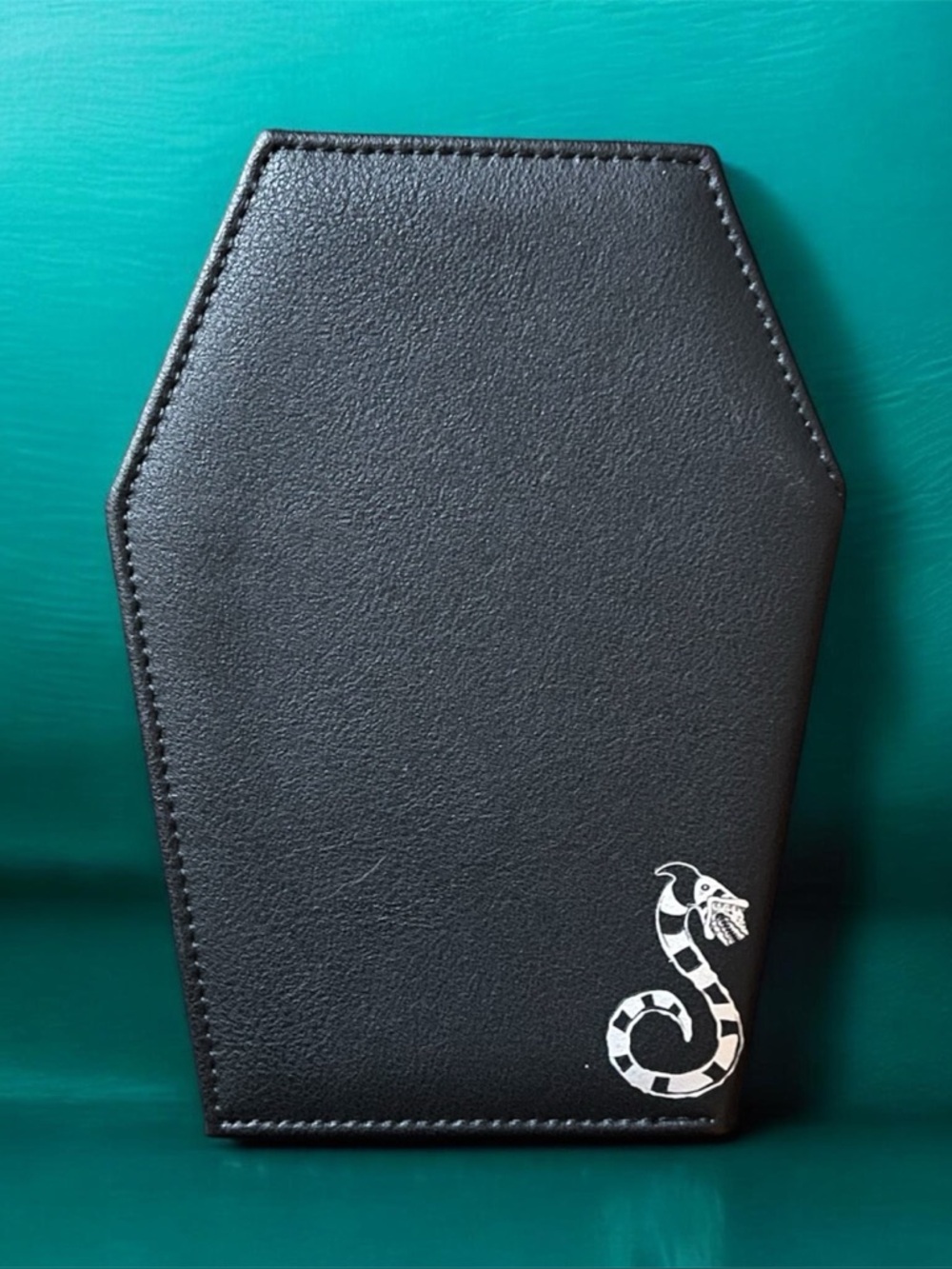Never Trust The Living Coffin Wallet - Picture 2 of 3